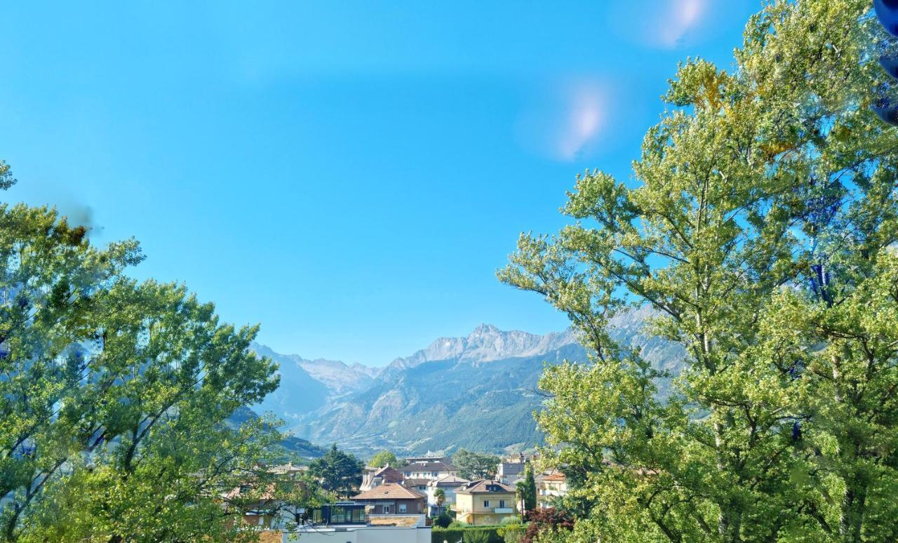 Bergblick Apartment In Zentrumsnaehe Mit Garage Merano Exterior foto